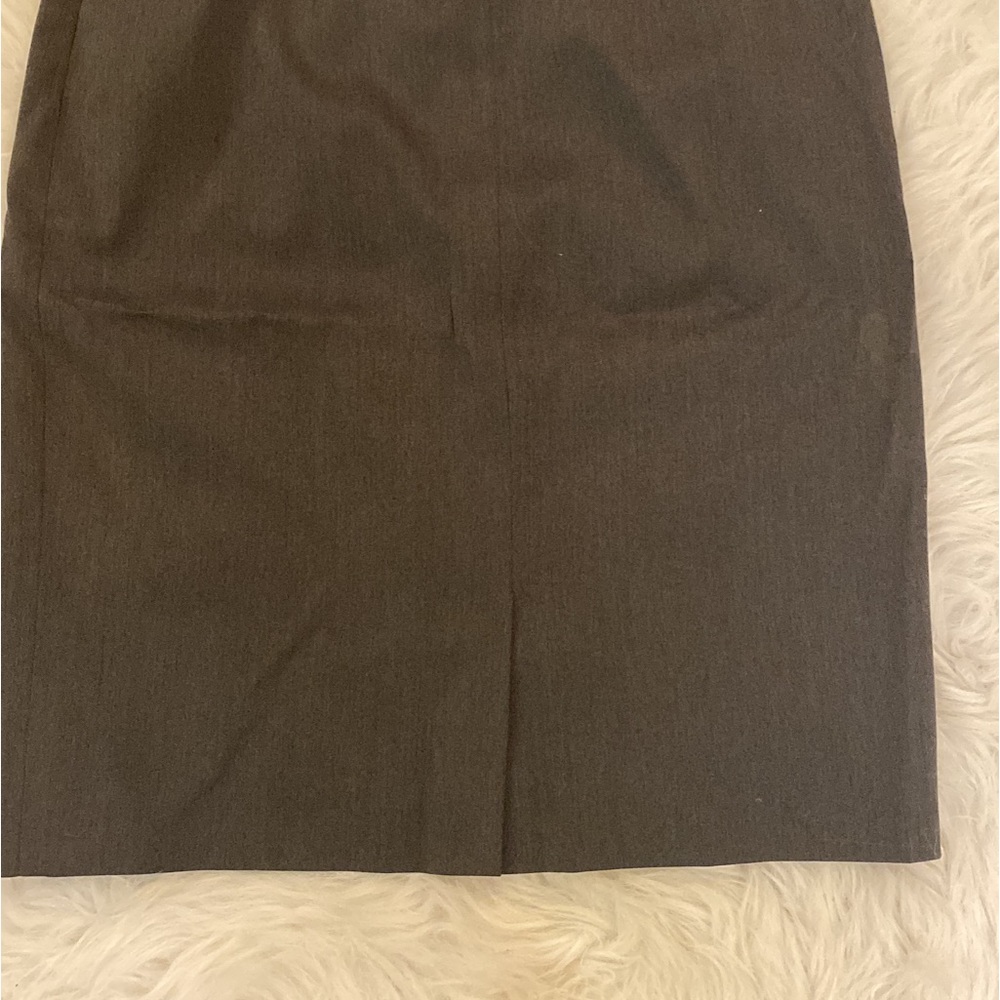 High Waist Compression Pencil Skirt
ANNE KLEIN - Picture 4 of 13
